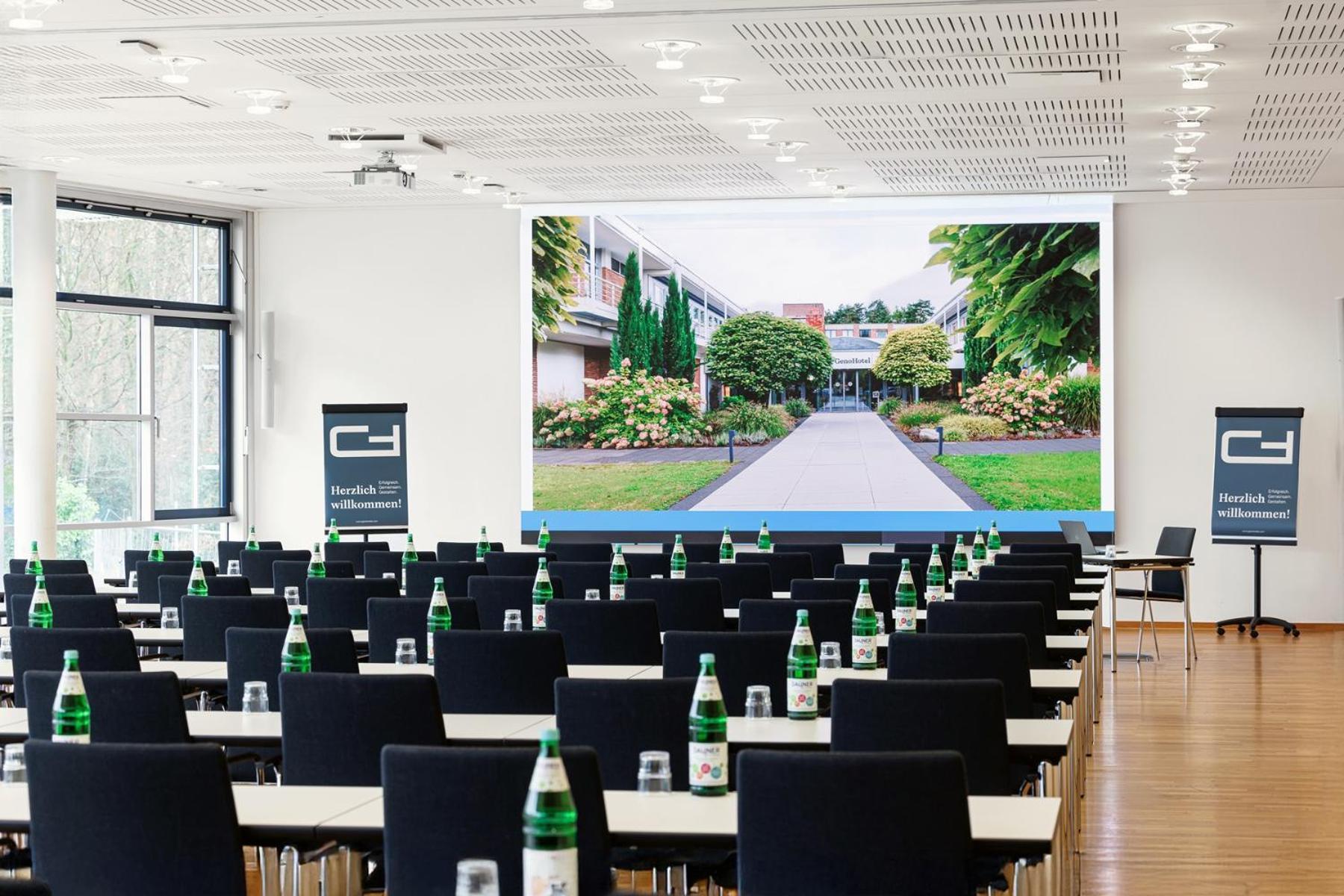 Genohotel Forsbach レスラート エクステリア 写真
