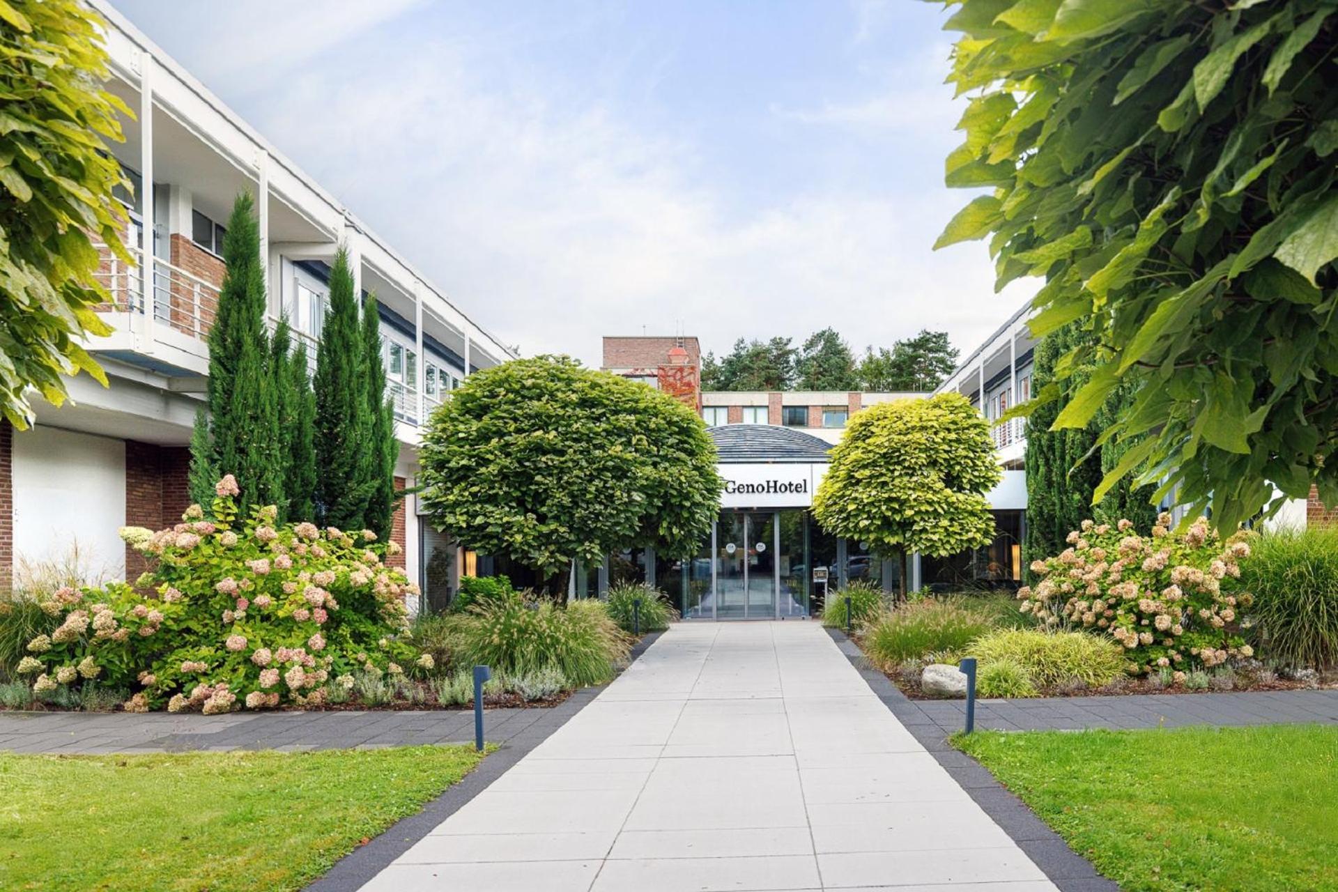 Genohotel Forsbach レスラート エクステリア 写真